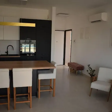 Luxury With Pool, Jacuzzi And Sea View Split Apartamento *
