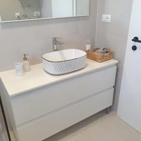 Luxury With Pool, Jacuzzi And Sea View Split Apartamento *