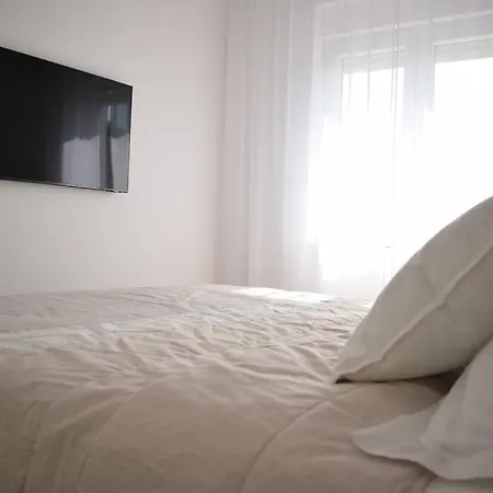Luxury With Pool, Jacuzzi And Sea View Split Apartamento Trogir